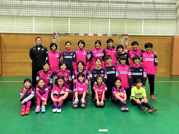 18年度セレッソ大阪堺レディース選手スクール訪問レポート セレッソ大阪スポーツクラブ公式サイト 18年度セレッソ大阪堺レディース選手スクール訪問レポート セレッソ大阪スポーツクラブ公式サイト