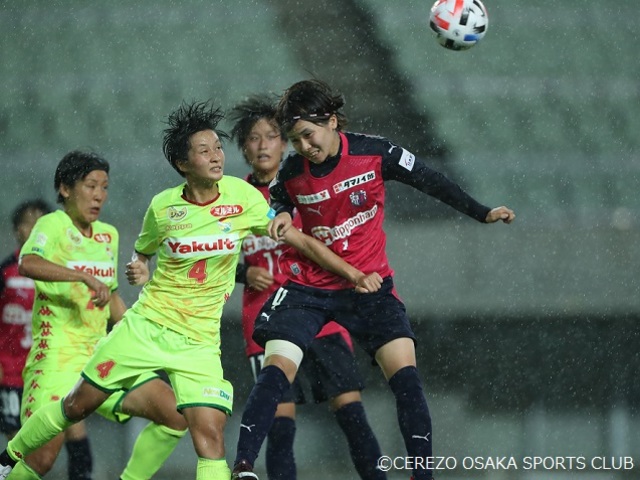 雨中の空中戦!