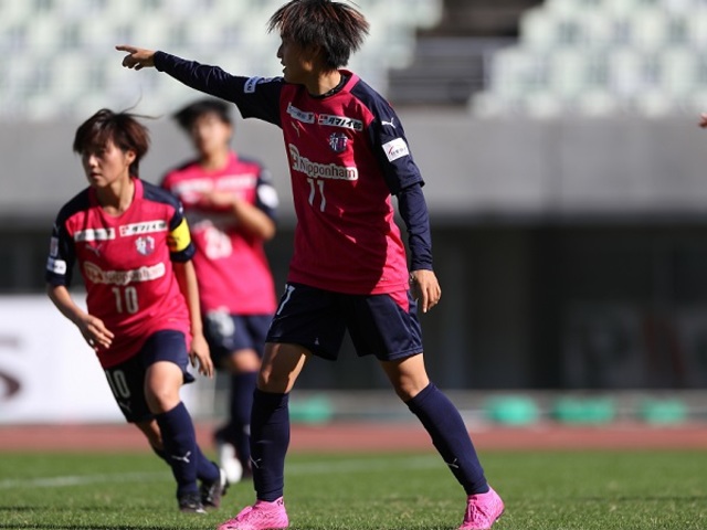 なでしこリーグ1部 第17節 Ｉ神戸戦｜バックラインを統率