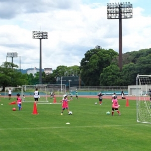 なでしこリーグカップ 第8節 マイナビ戦｜試合前にクリニック開催!