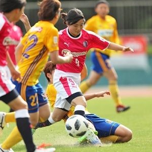 なでしこリーグカップ 第8節 マイナビ戦｜前線で奮闘、野島選手