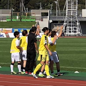 なでしこリーグ 第14節 ノジマ戦｜逆転弾をベンチもお祝い