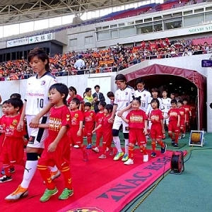 なでしこリーグ 第17節 Ｉ神戸戦｜選手入場！