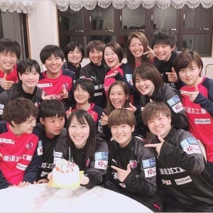 ときどき南津守日記｜古澤留衣選手にサプライズ！