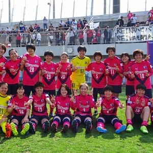 なでしこリーグ 第6節 バニーズ戦｜勝利の記念写真