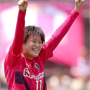 なでしこリーグ 第8節 Ｓ世田谷戦｜笑顔でガッツポーズ！