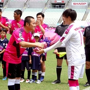 7/28（日）ファン感謝DAY｜宝田沙織選手に花束贈呈