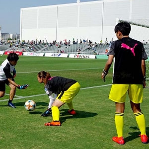 なでしこリーグカップ 決勝 ちふれ戦｜GKがウォーミングアップ