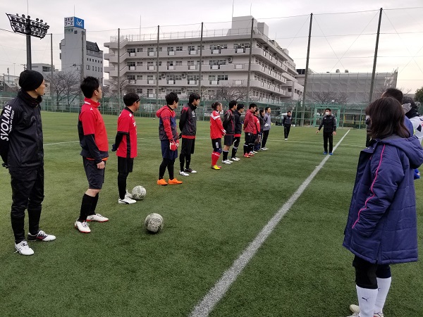 大人のサッカースクール 名古屋グランパスと交流試合 セレッソ大阪スポーツクラブ公式サイト