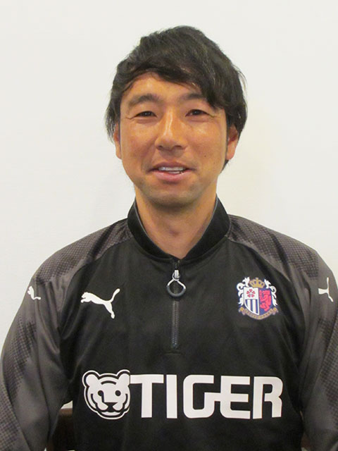 尾内 伸行 スタッフ 子どものサッカースクール セレッソ大阪スポーツクラブ公式サイト